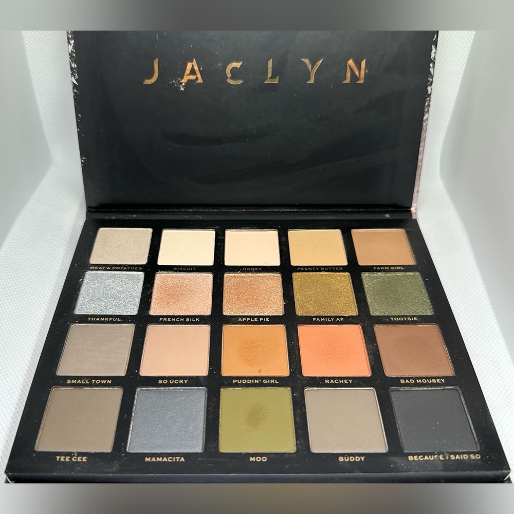 Jaclyn Cosmetics Luxe Legacy Eyeshadow Palette